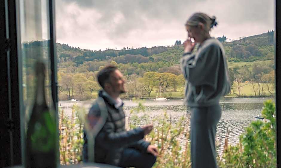 Lakeside Hotel and Spa