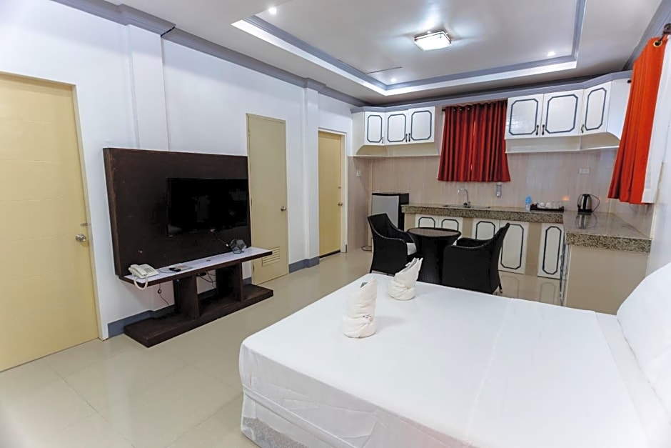 MADISON GARDEN AND RESIDENCES