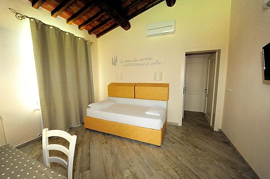 Fattoria Palazzeta - Pet & Family Friendly