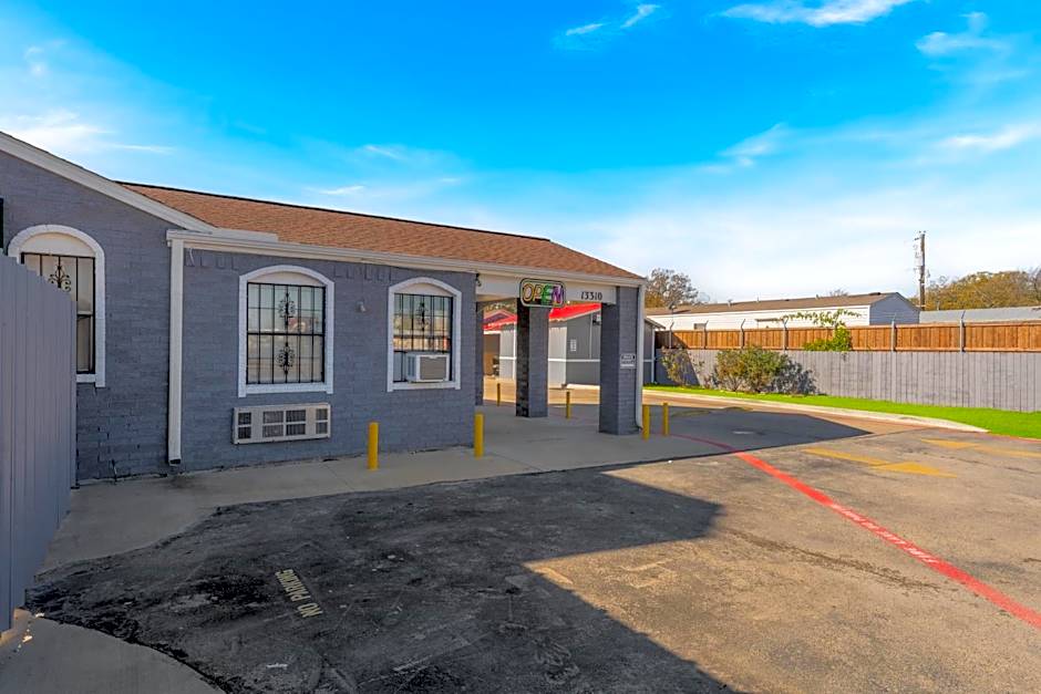 Golden Inn Dallas by Hotel O