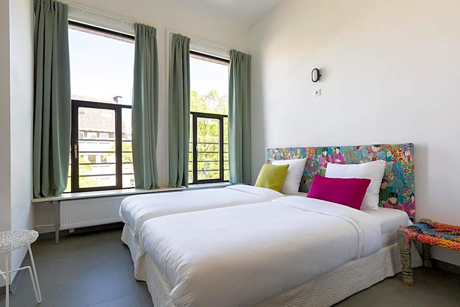 Pink Flamingo Boutique Hostel