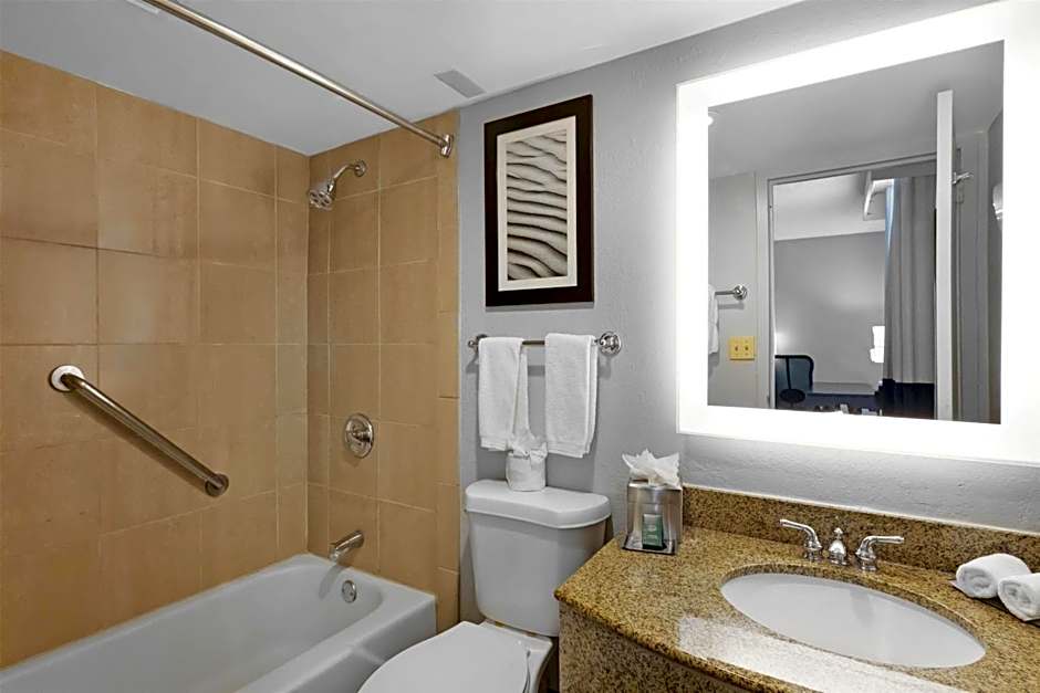 DoubleTree Hilton Hotel Exec Meeting Center Palm Beach Gardens