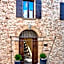 Palazzo Viviani Castello di Montegridolfo