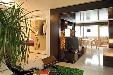 Deluxe Apartment (4 Adults)