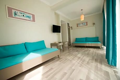 Family Suite with Balcony