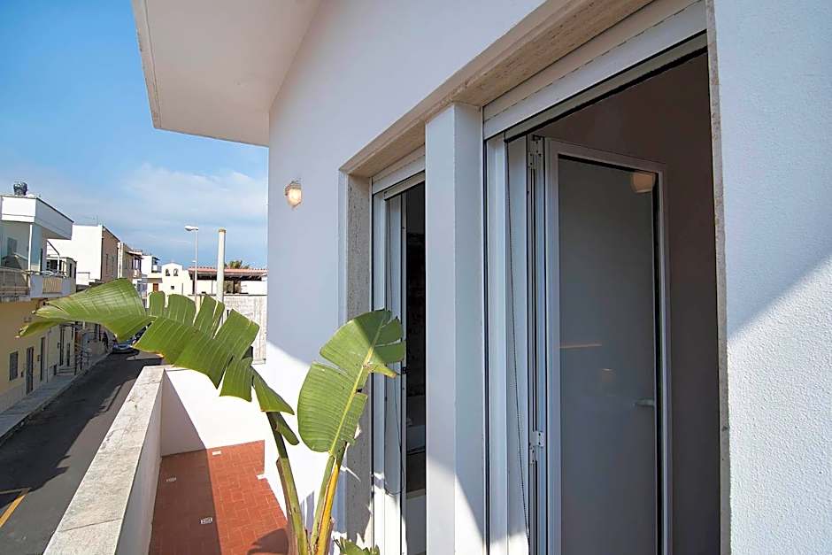 THE VIEW B&B, terrace & more