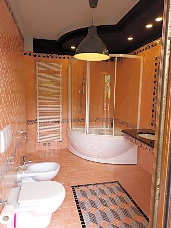 Deluxe Double Room with Balcony and Sea View