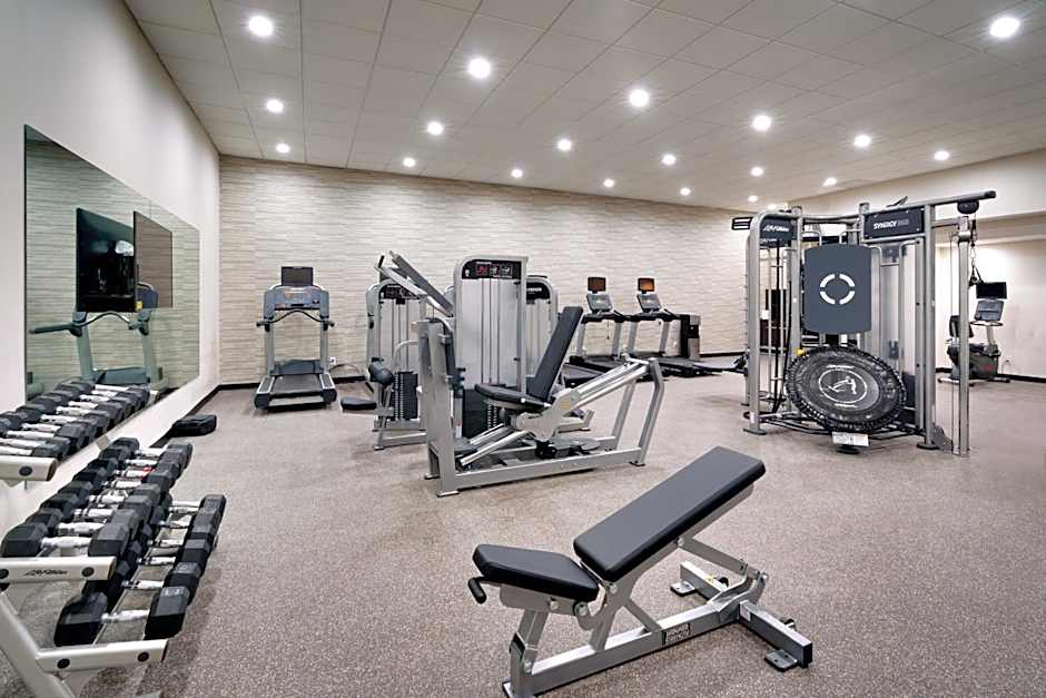 Courtyard by Marriott Charlotte Airport LoSo