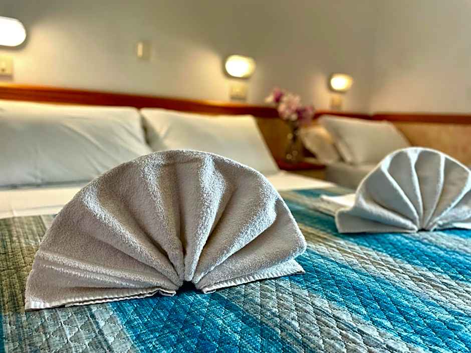 Hotel Crystal con Piscina Estiva Privata - SPIAGGIA INCLUSA con Formula All Inclusive