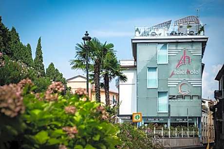 Happy Hotel Atelier Gardone Vittoriale