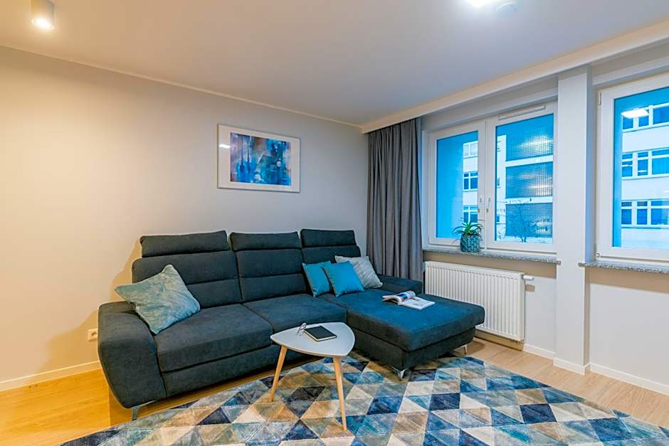 Q17 Apartments Rynek