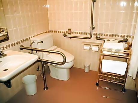 Twin Room - Disability Access