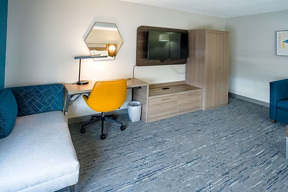 Holiday Inn Express Hotel & Suites Knoxville-North-I-75 Exit 112 By IHG