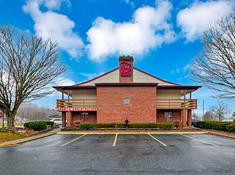Red Roof Inn Uhrichsville