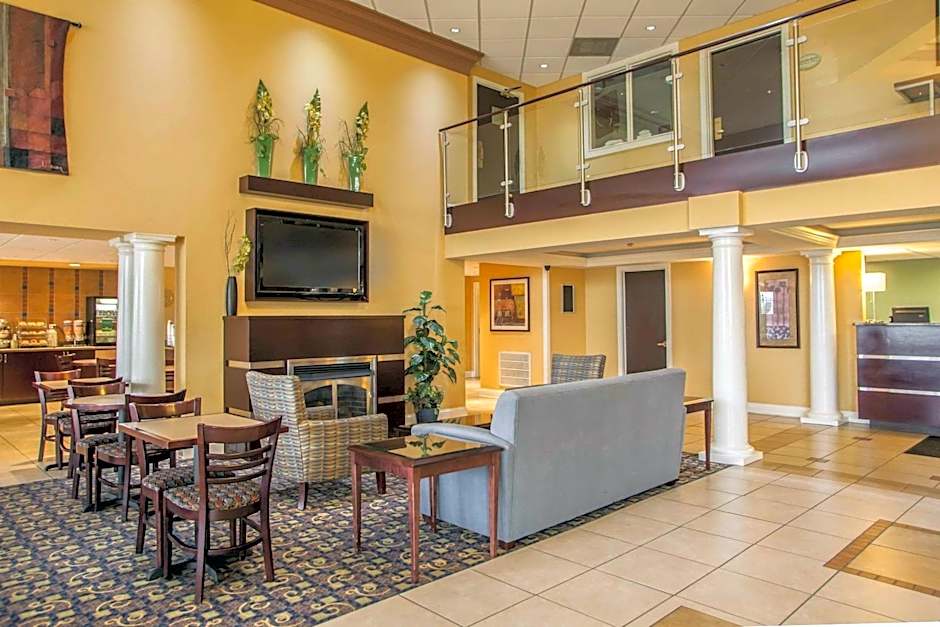 Quality Inn and Suites St Charles -West Chicago