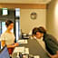 Leo Yu Capsule Hotel Nishi Funabashi