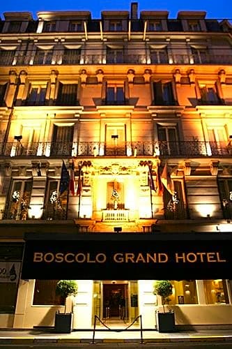 B4 Grand Hotel Lyon