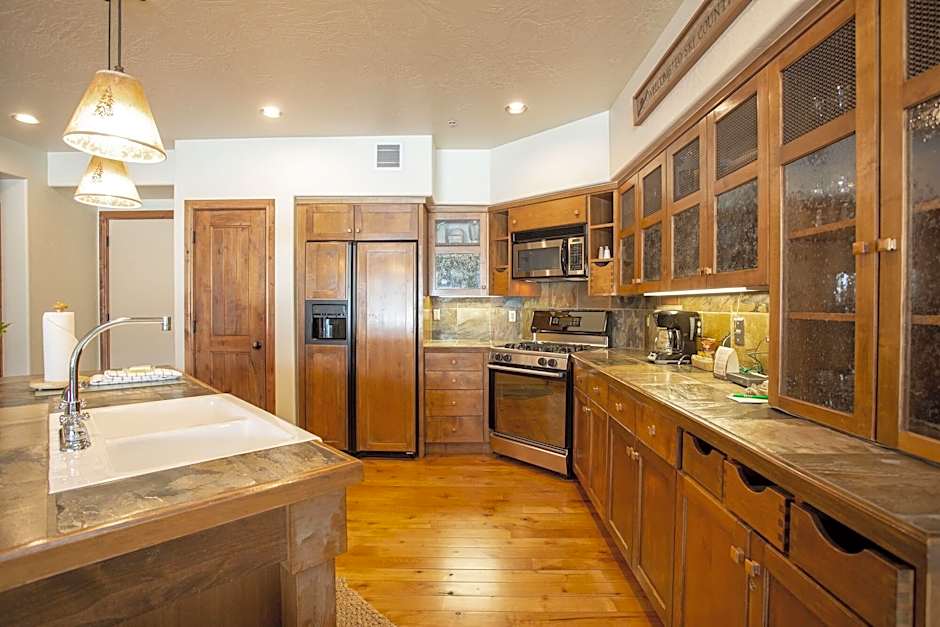 Lodges At Deer Valley