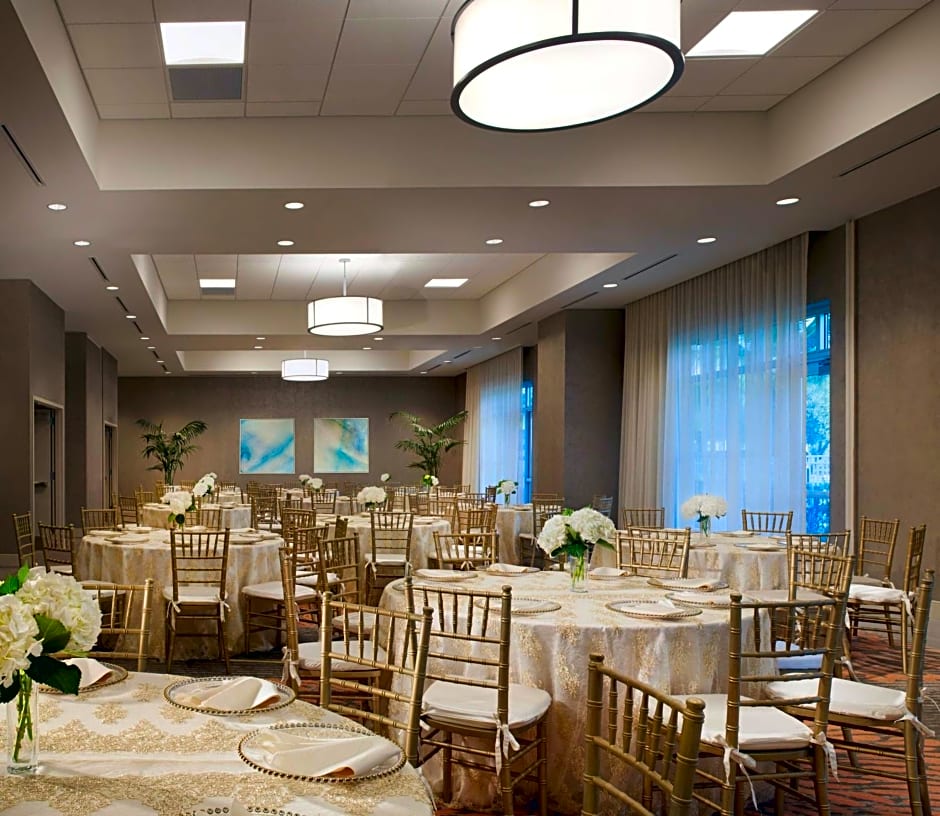 Homewood Suites by Hilton Miami Dolphin Mall