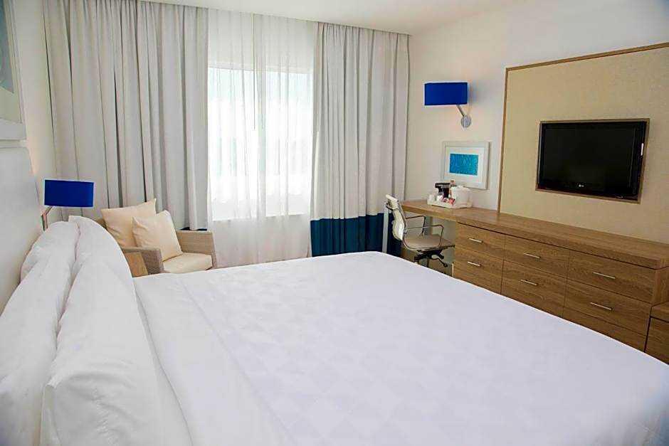 Holiday Inn Acapulco La Isla by IHG