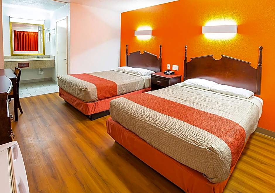 Motel 6-Red Oak, TX - Dallas