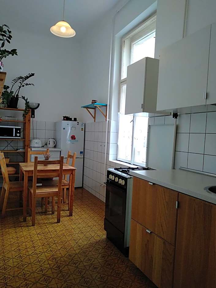HoBar Hostel