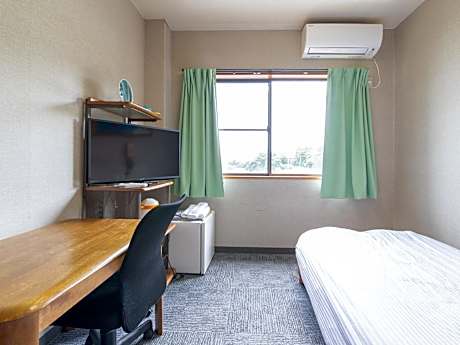 Single Room - Smoking