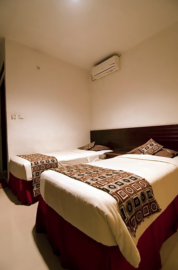 Fora Guesthouse Taman Lingkar