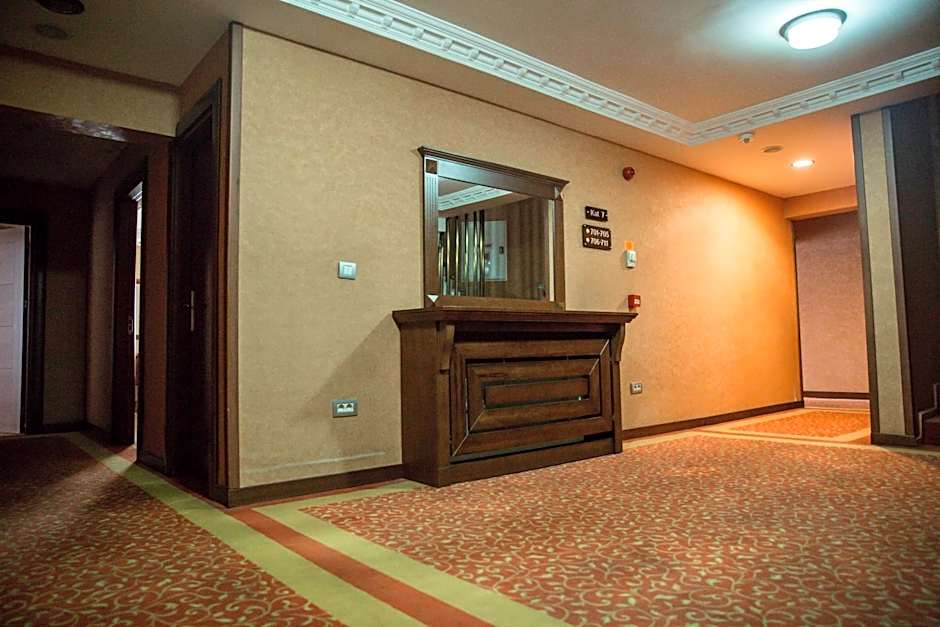 Yuksel Hotel