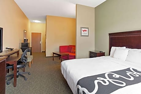1 King Bed, Mobility/Hearing Accessible Suite, Roll-In Shower, Non-Smoking