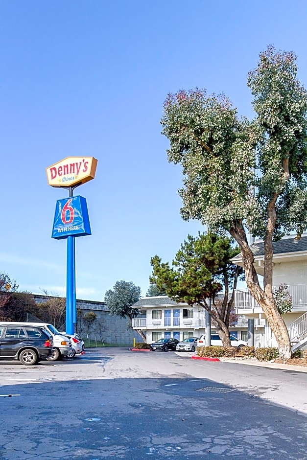 Motel 6 Hayward, CA- East Bay