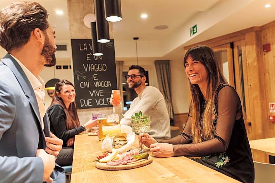 Albergo Dimaro Wellness Hotel