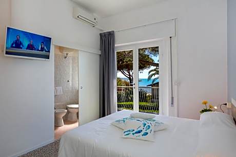 Standard Double or Twin Room with Balcony