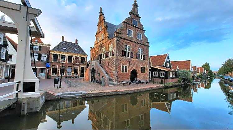 Oude Postkantoor de Rijp