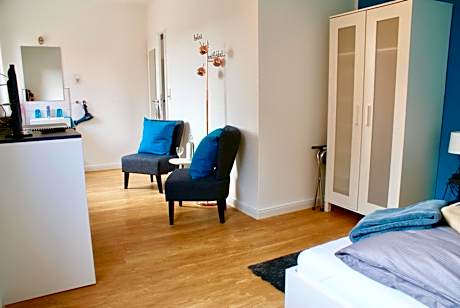 Single Room with Shared Bathroom