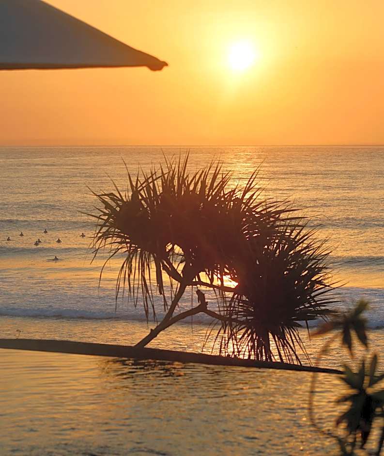 The Palms Ceningan Hotel