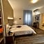 Hotel Etna