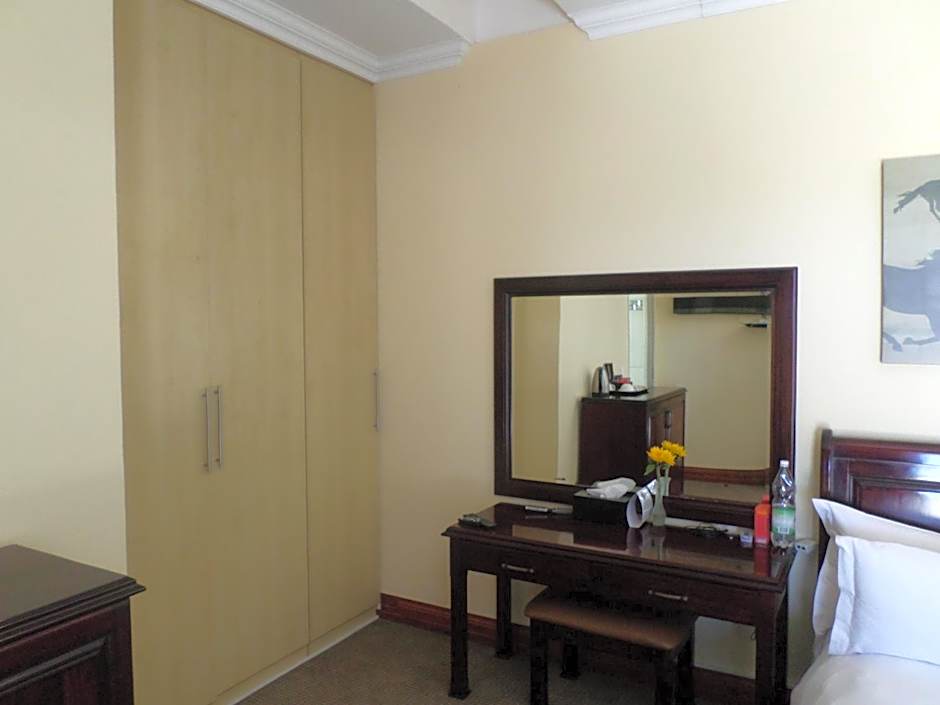 The Links Guest House