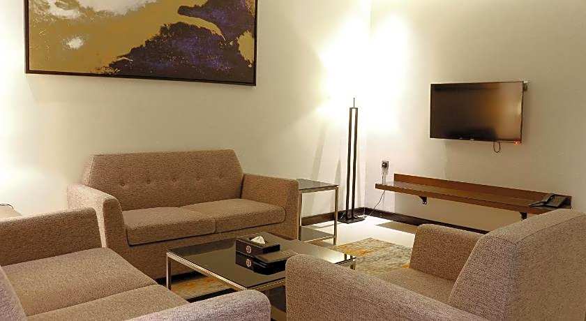 Iris Boutique Taif Heart