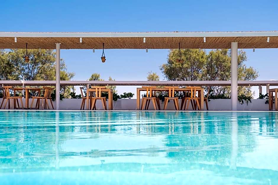 Kamari Beach Hotel