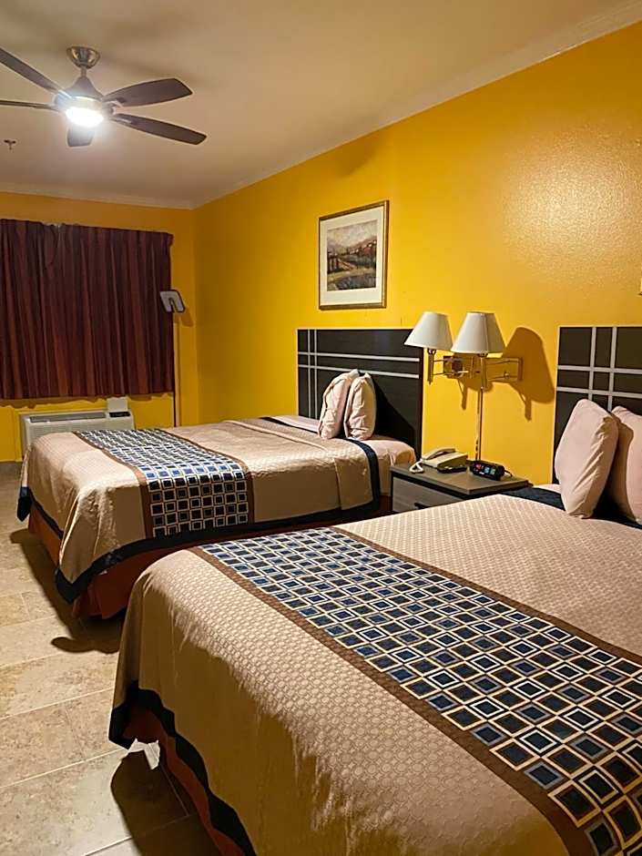 Los Fresnos Inn and Suites