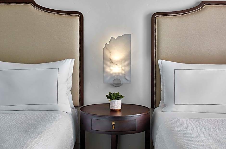 Bellasera Hotel & Suites Paso Robles, Tapestry by Hilton