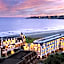 Newport Beach Hotel And Suites