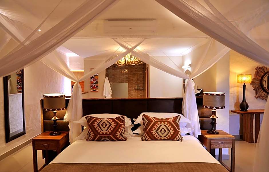 Victoria Falls Safari Club