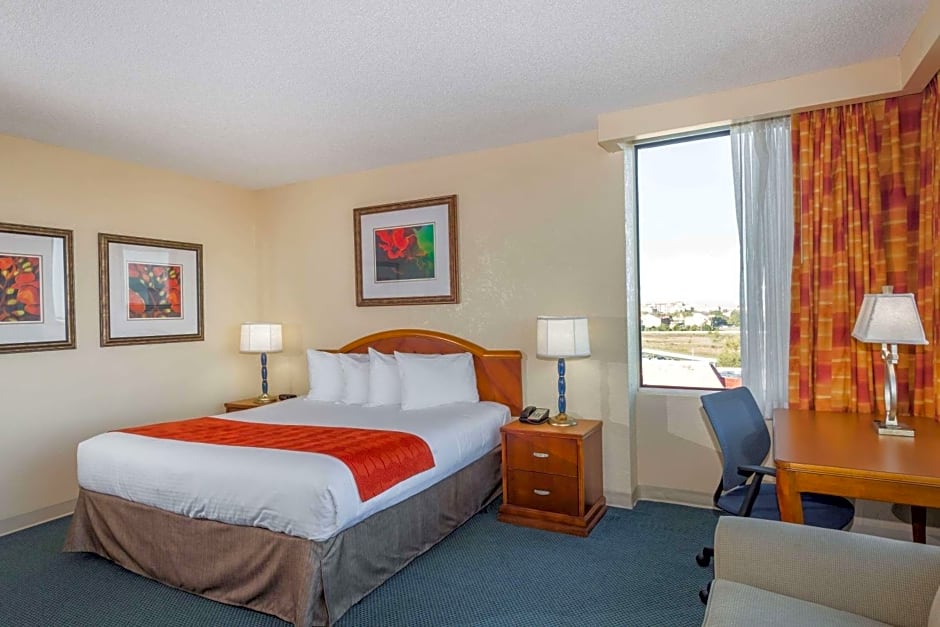 Ramada by Wyndham Kissimmee Gateway