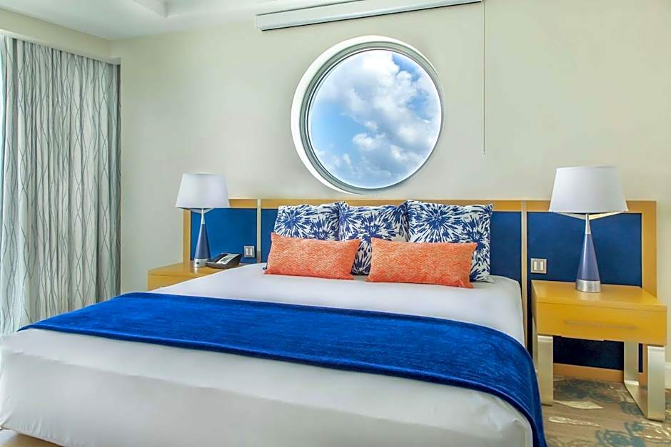 Harbor Club St. Lucia, Curio Collection by Hilton