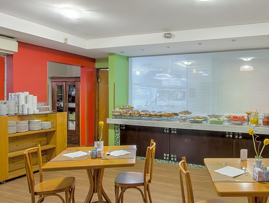 Mercure Curitiba Aeroporto Hotel