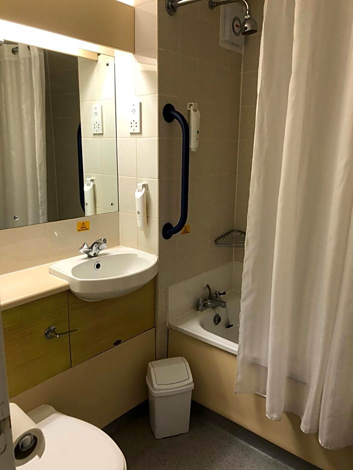 Redwings Lodge Baldock