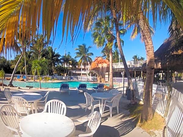 Coconut Cove Resort & Marina