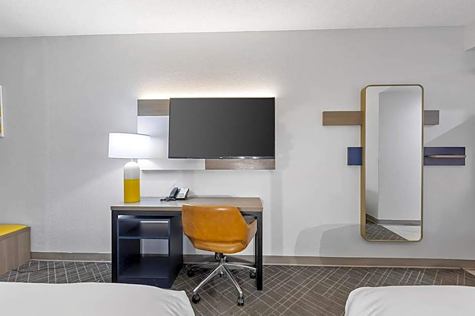 Comfort Inn & Suites Ft.Jackson Maingate